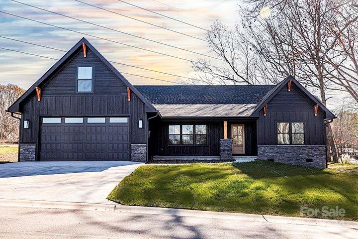 55 Scott Meadows Drive