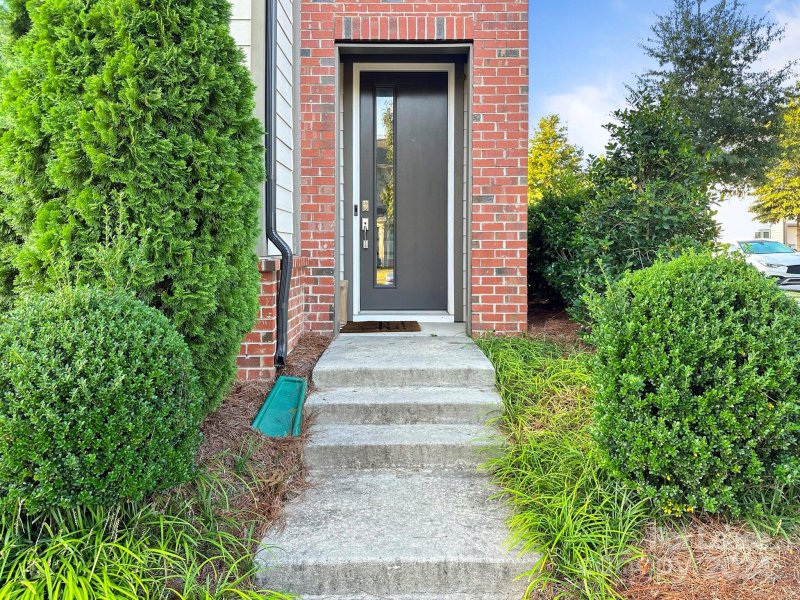 Property image 2 at 3204 Moss Lane, Charlotte, NC 28206