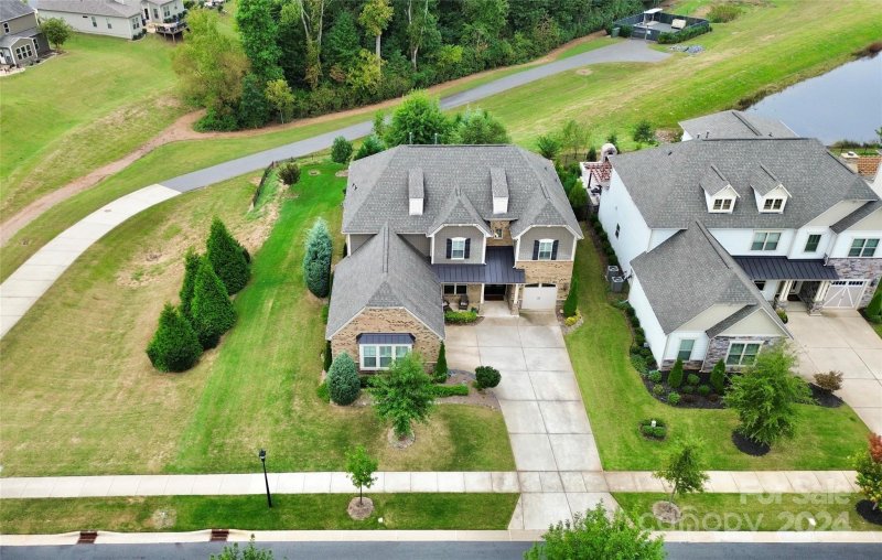 Property image 3 at 11138 Egrets Point Drive, Charlotte, NC 28278