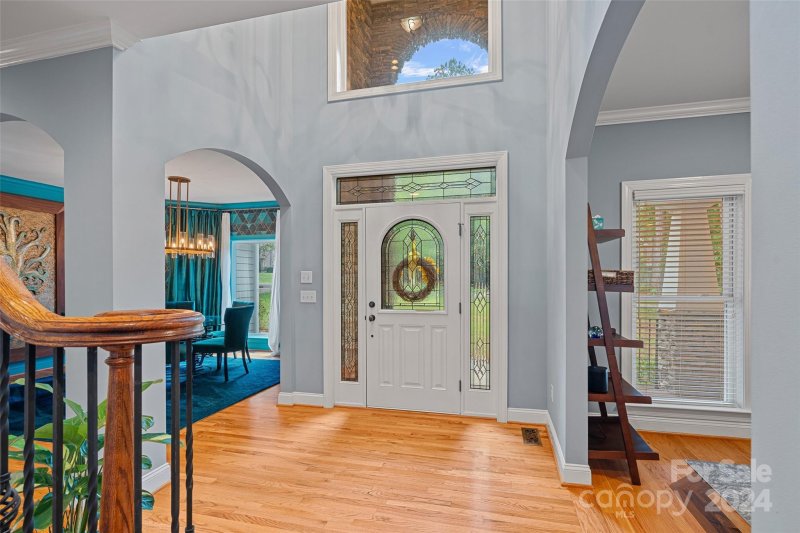 Property image 3 at 8914 Radford Court, Sherrills Ford, NC 28673