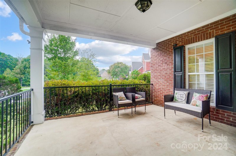 Property image 2 at 320 E Waterlynn Road, Mooresville, NC 28115