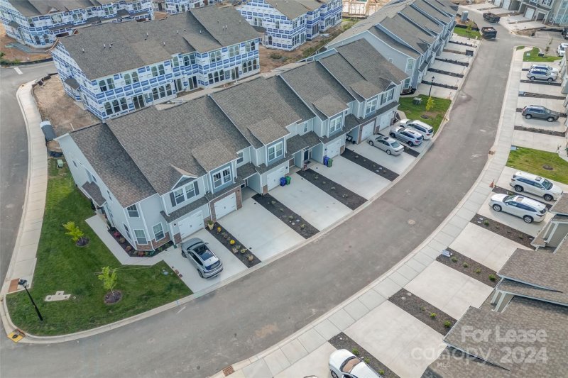 Property image 3 at 131 Creekview Road, Hendersonville, NC 28792