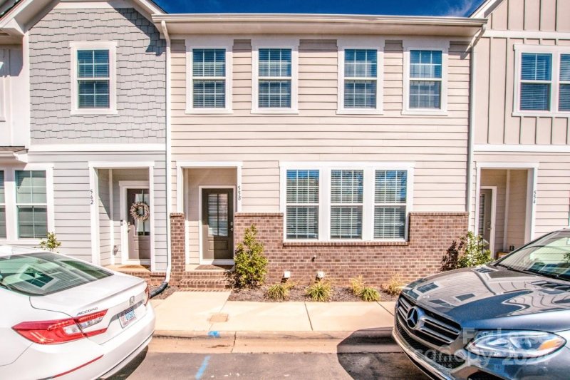 Property image 2 at 558 Amalfi Drive, Davidson, NC 28036