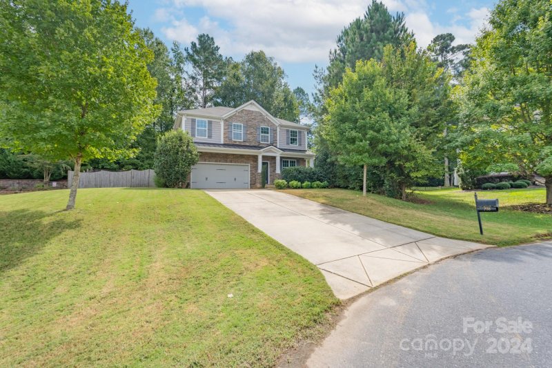 Property image 3 at 716 Virginia Pine Lane, Clover, SC 29710
