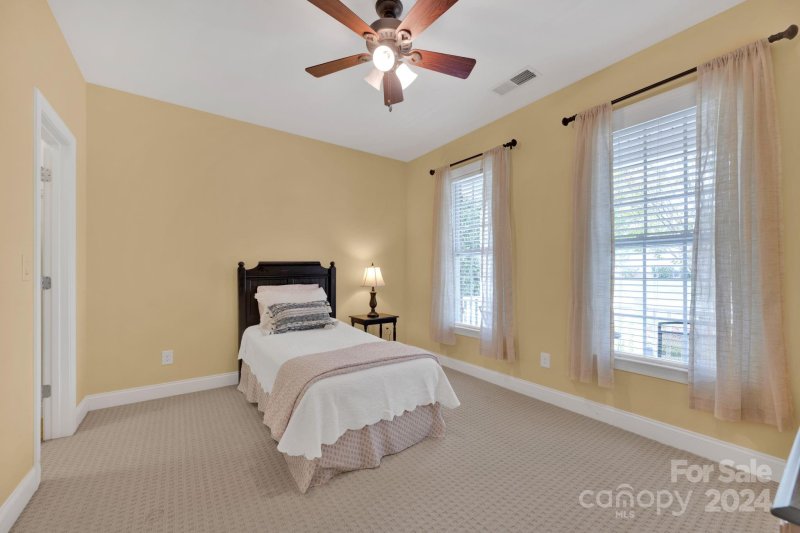 Property image 5 at 18104 Coulter Parkway, Cornelius, NC 28031