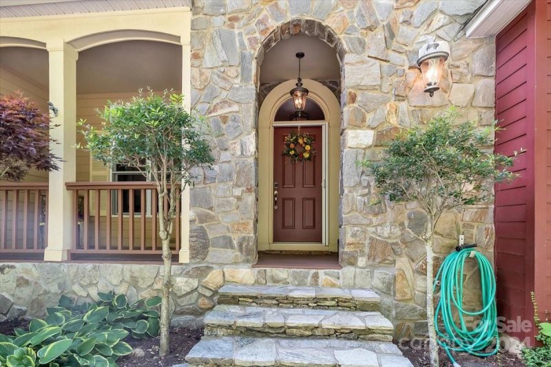 Property image 3 of 445 Equestrian Drive in Smoky Mountain Sanctuary, Waynesville, NC 28786