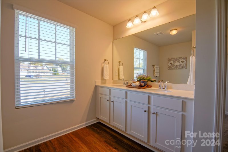 Property image 3 at 121 Top Flite Drive, Statesville, NC 28677