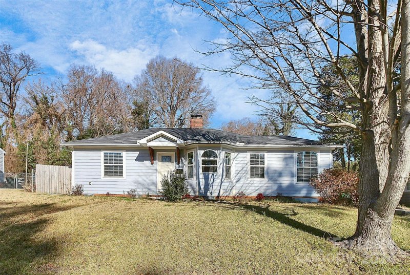 Property image 4 at 2574 Brentwood Place, Charlotte, NC 28208