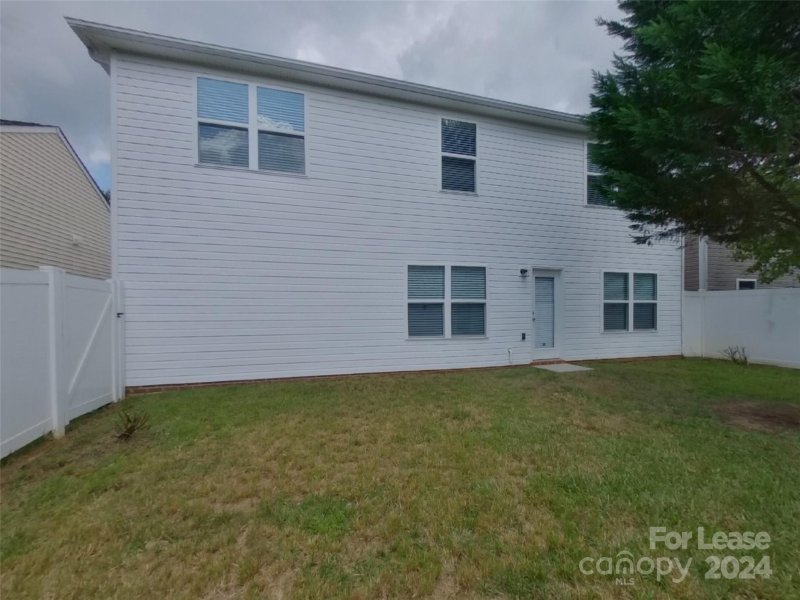 Property image 2 at 924 Skywatch Lane, Monroe, NC 28112