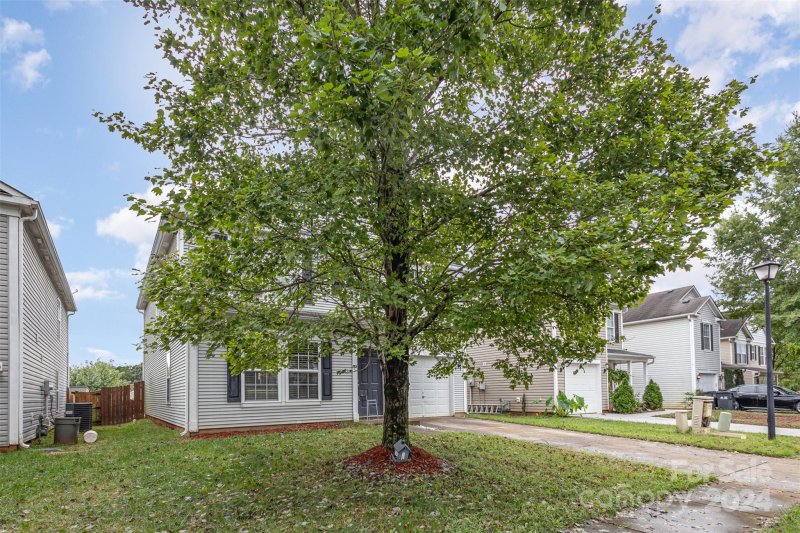 Property image 2 at 7314 Fox Point Drive, Charlotte, NC 28269