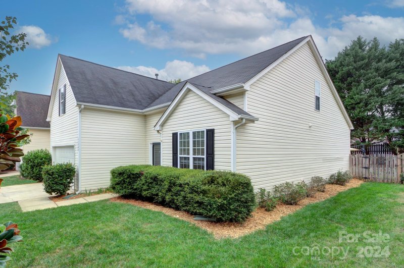 Property image 2 at 11206 Dickie Ross Road, Charlotte, NC 28277