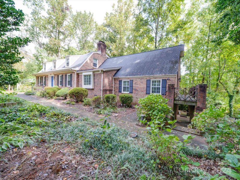 Property image 3 at 3028 Mt Vernon Drive, Gastonia, NC 28056