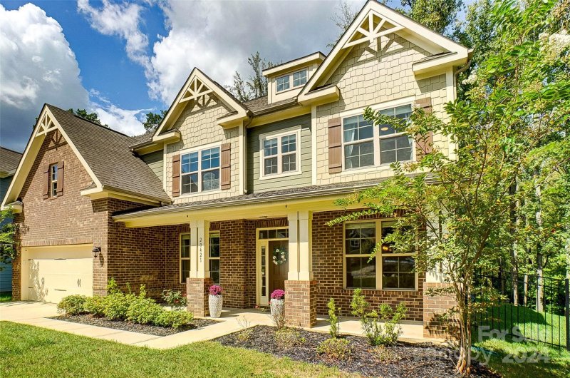 Property image 2 at 20421 Creek Bend Edge Court, Matthews, NC 28105