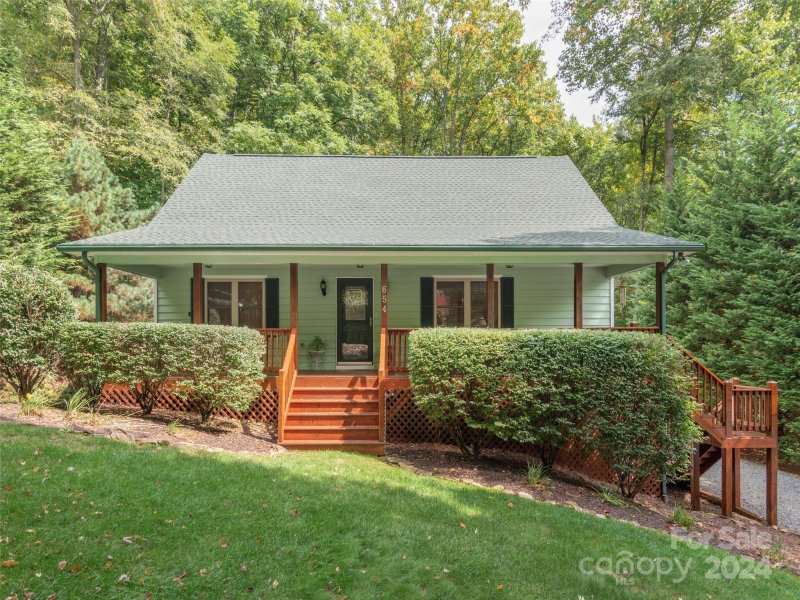 Property image 3 at 654 Brannon Forest Drive, Waynesville, NC 28785