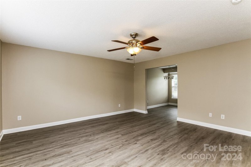 Property image 3 at 858 Anchor Way, Kannapolis, NC 28083