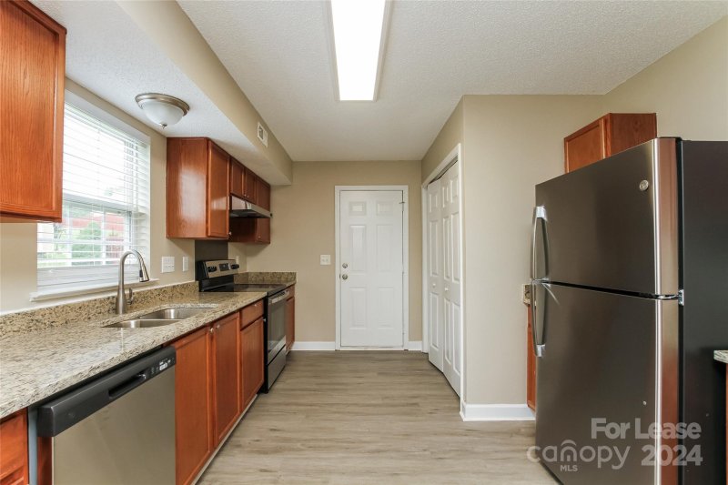 Property image 5 at 858 Anchor Way, Kannapolis, NC 28083