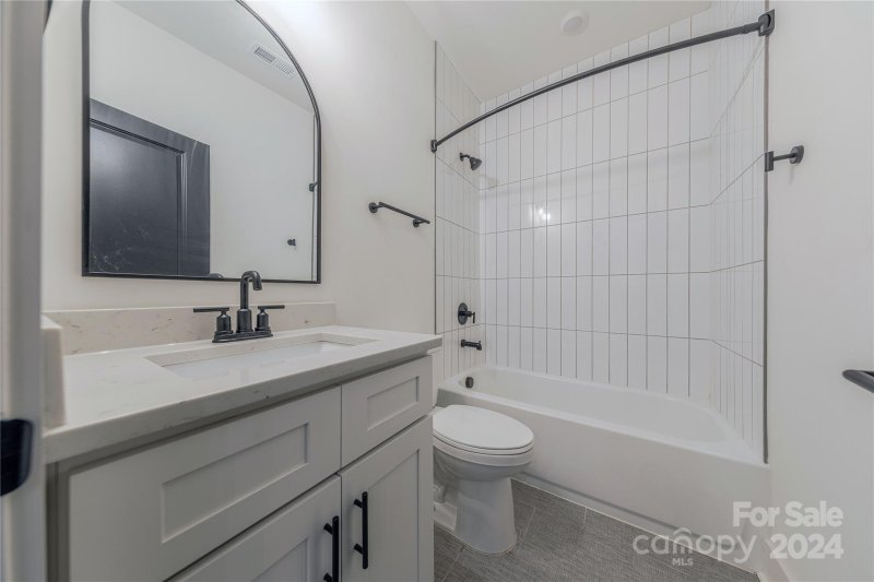 Property image 5 at 6733 Ellendale Drive, Charlotte, NC 28217