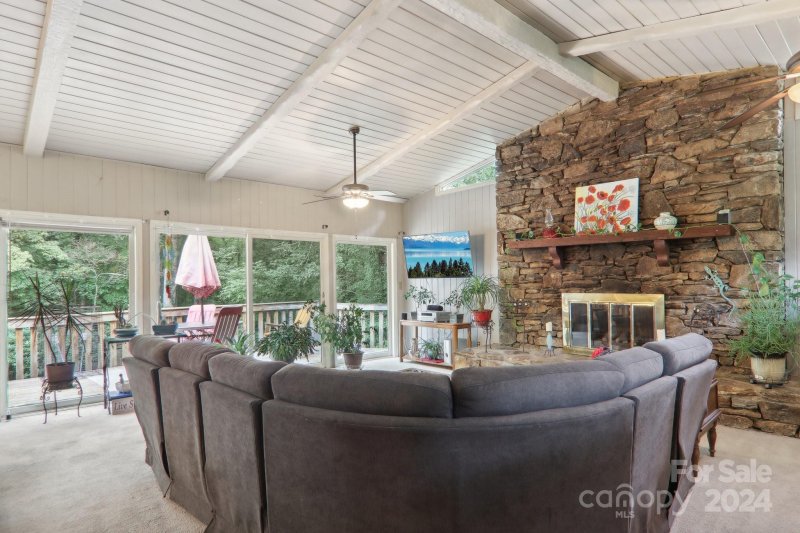 Property image 3 at 5 Mayfair Drive, Candler, NC 28715