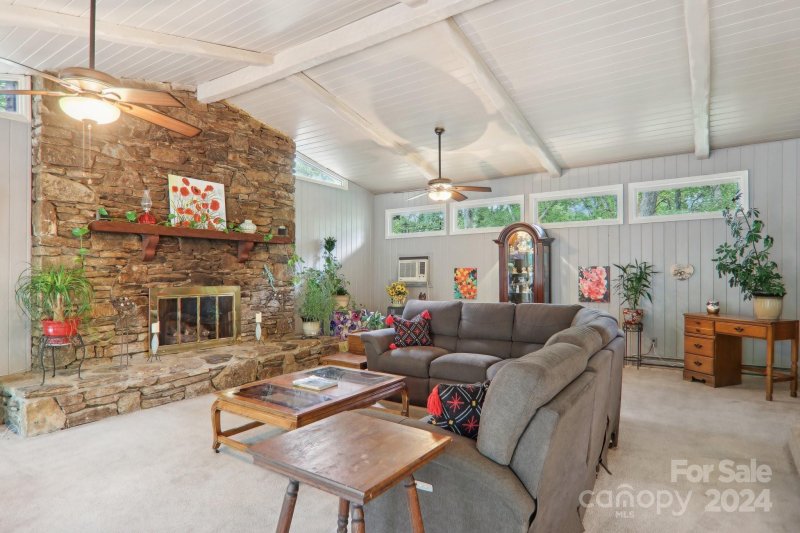 Property image 4 at 5 Mayfair Drive, Candler, NC 28715