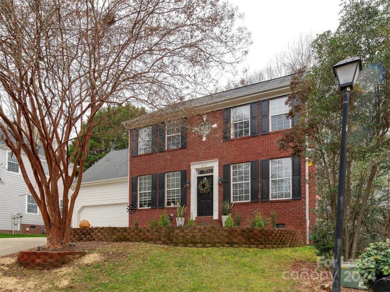 Property image 2 at 6110 Oxwynn Lane, Charlotte, NC 28270