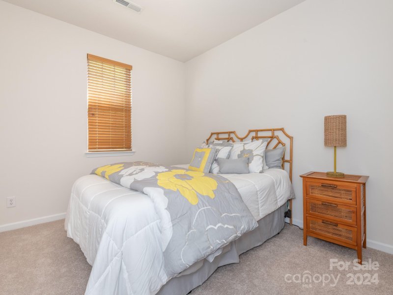 Property image 3 at 17318 Westmill Lane, Charlotte, NC 28277