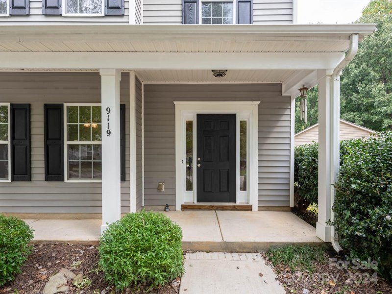 Property image 3 at 9119 Glenashley Drive, Cornelius, NC 28031