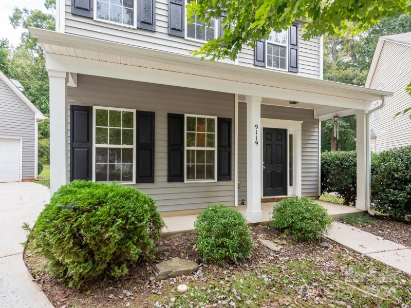 Property image 4 at 9119 Glenashley Drive, Cornelius, NC 28031