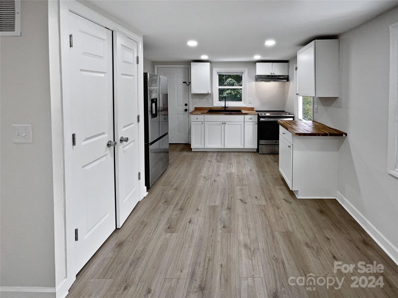 Property image 2 at 2625 Booker Avenue, Charlotte, NC 28216