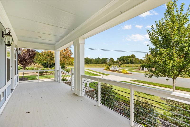 Property image 4 at 106 Slocumb Lane, Mooresville, NC 28117