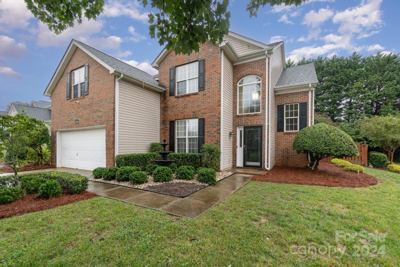 Property image 2 at 13105 Greencreek Drive, Charlotte, NC 28273