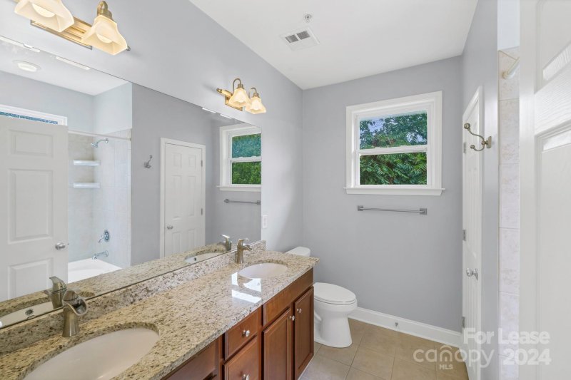 Property image 3 at 1000 Woodlawn Road, Charlotte, NC 28209