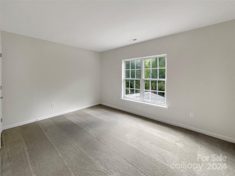 Property image 3 at 12415 Oakbriar Lane, Charlotte, NC 28273