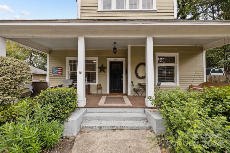 Property image 2 of 1415 Hamorton Place in Plaza, Charlotte, NC 28205