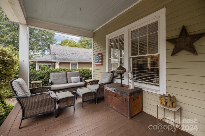 Property image 4 of 1415 Hamorton Place in Plaza, Charlotte, NC 28205