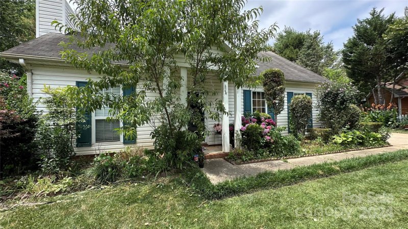 Property image 2 at 10424 Aberdale Way, Charlotte, NC 28273