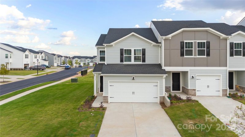 Property image 2 at 4123 County Down Avenue, Kannapolis, NC 28081