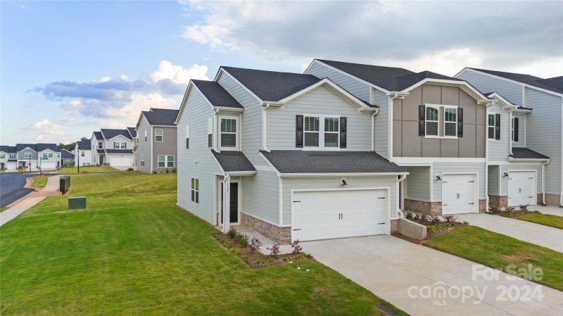 Property image 3 at 4123 County Down Avenue, Kannapolis, NC 28081