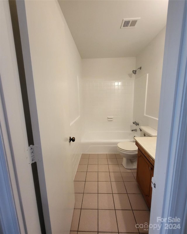 Property image 5 at 1228 Archdale Drive, Charlotte, NC 28217