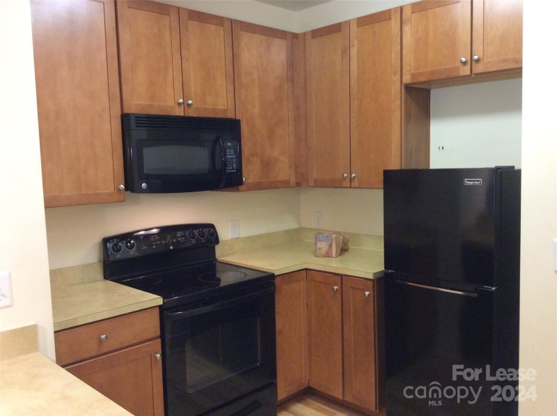 Property image 5 at 630 Calvert Street, Charlotte, NC 28208