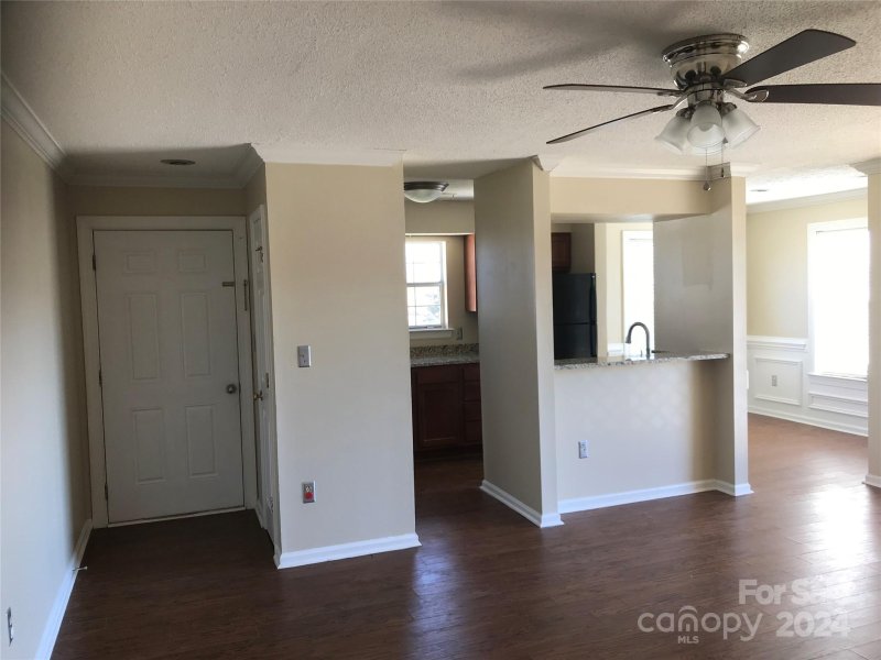 Property image 4 at 8032 Tremaine Court, Charlotte, NC 28227