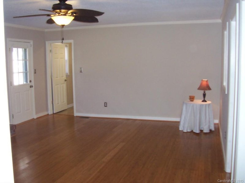 Property image 4 at 2418 Live Oak Court, Gastonia, NC 28056