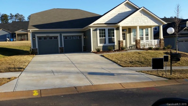 2025 Wade Hampton Circle