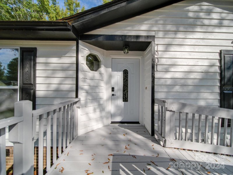 Property image 5 at 7901 Haverstraw Court, Charlotte, NC 28212