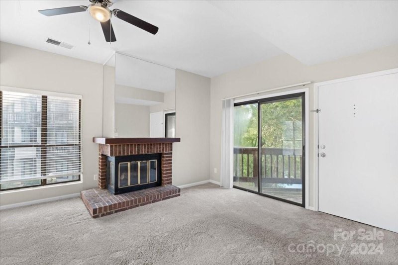 Property image 5 at 8155 Cedar Glen Drive, Charlotte, NC 28212