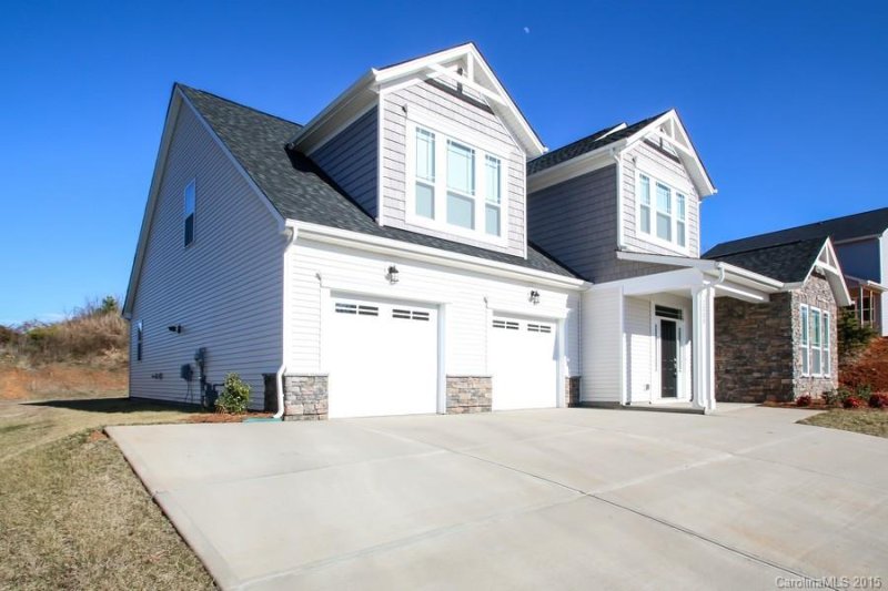 Property image 2 at 2000 Wade Hampton Circle, Belmont, NC 28012