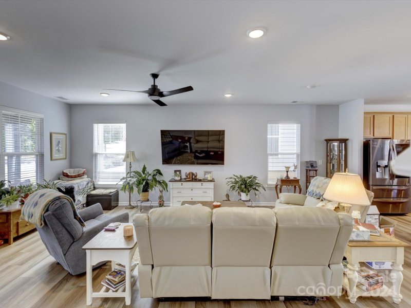 Property image 4 at 1148 Township Parkway, Belmont, NC 28012
