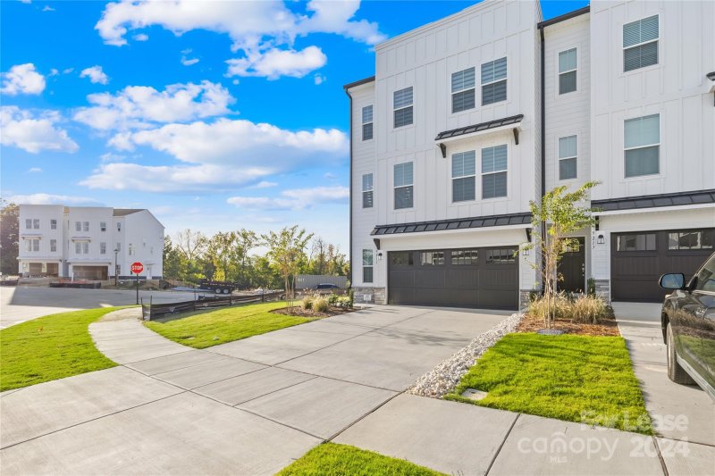 Property image 2 at 9215 Walnut Hill Road, Concord, NC 28027