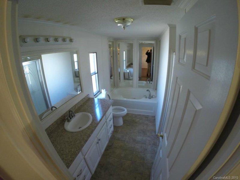 Property image 2 at 311 Walker Drive, Lincolnton, NC 28092