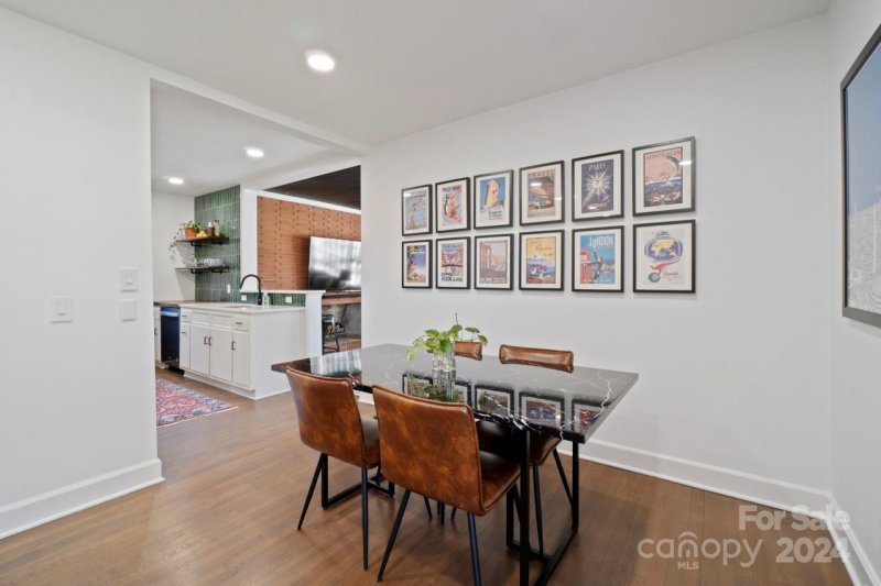 Property image 4 at 2653 Brentwood Place, Charlotte, NC 28208