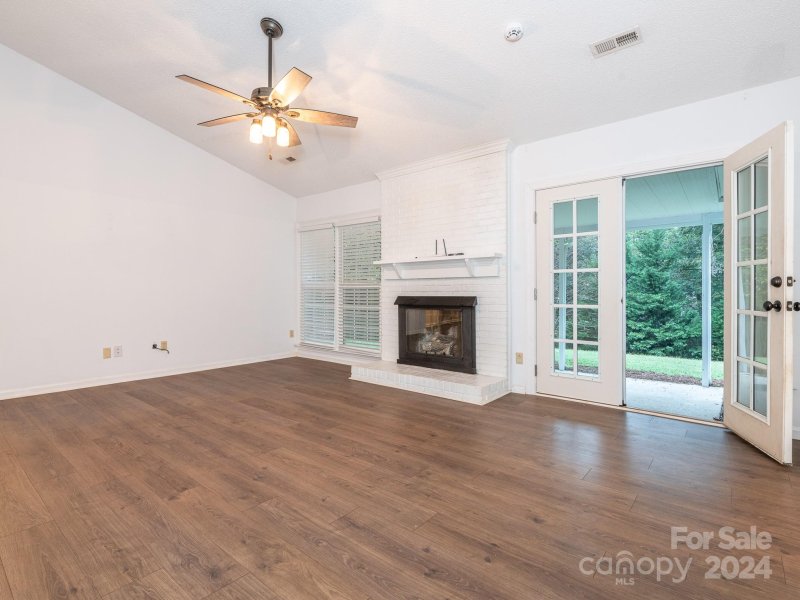 Property image 5 at 1018 Thornsby Lane, Matthews, NC 28105